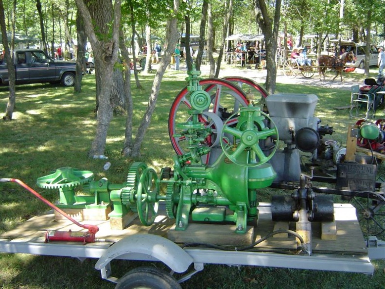 An Elmer Woodward mechanical water wheel Governor model type D from 1902.